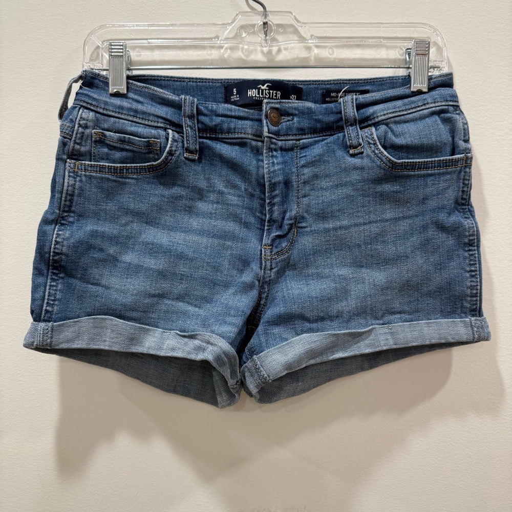 Hollister sz 5 27” Light Blue Denim Jean shorts jorts mid rise 3” short cuffed